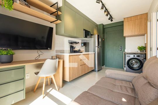 Sala/Cozinha de kitnet/studio para alugar com 1 quarto, 28m² em Pinheiros, São Paulo