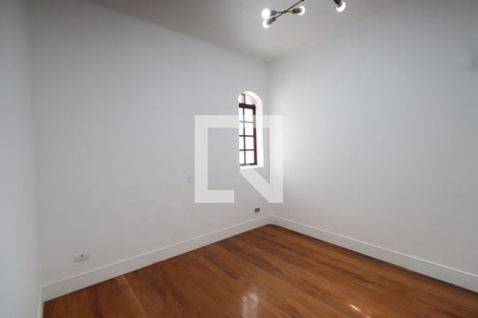 Quarto 1 de casa para alugar com 2 quartos, 180m² em Penha de França, São Paulo