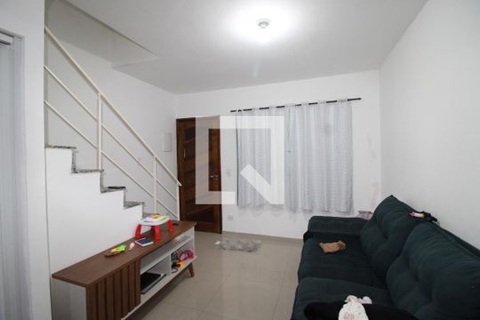 Sala de casa de condomínio à venda com 2 quartos, 41m² em Cidade Líder, São Paulo