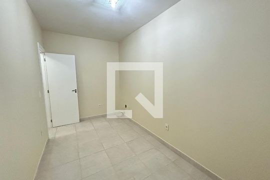 Quarto 1 de casa para alugar com 2 quartos, 90m² em Quintino Bocaiúva, Rio de Janeiro