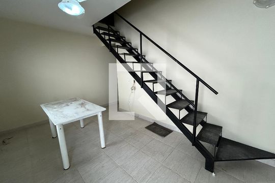 Casa para alugar com 2 quartos, 90m² em Quintino Bocaiúva, Rio de Janeiro
