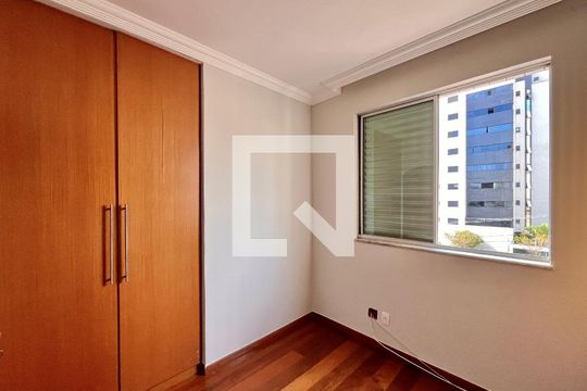 Apartamento à venda com 4 quartos, 125m² em Floresta, Belo Horizonte