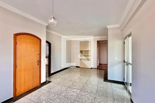 Apartamento à venda com 4 quartos, 125m² em Floresta, Belo Horizonte