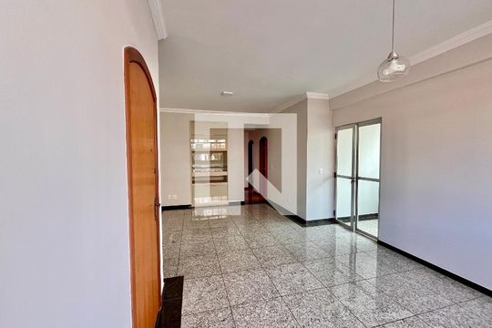Apartamento à venda com 4 quartos, 125m² em Floresta, Belo Horizonte