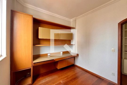 Apartamento à venda com 4 quartos, 125m² em Floresta, Belo Horizonte