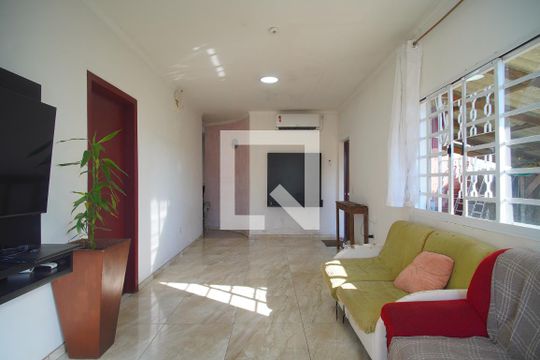 Casa para alugar com 1 quarto, 70m² em Boa Vista, São Leopoldo