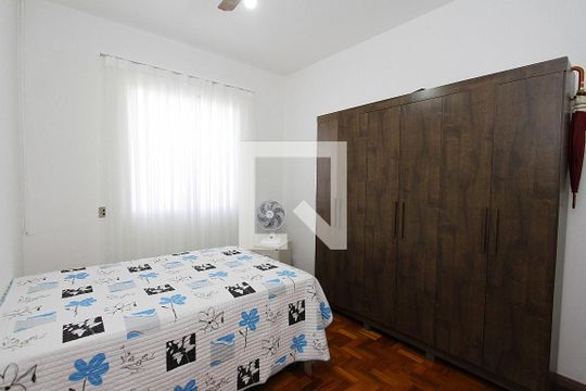 Quarto 1 de casa à venda com 4 quartos, 310m² em Carlos Prates, Belo Horizonte