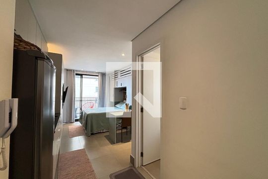 Studio de kitnet/studio para alugar com 1 quarto, 28m² em Vila Nova Conceição, São Paulo
