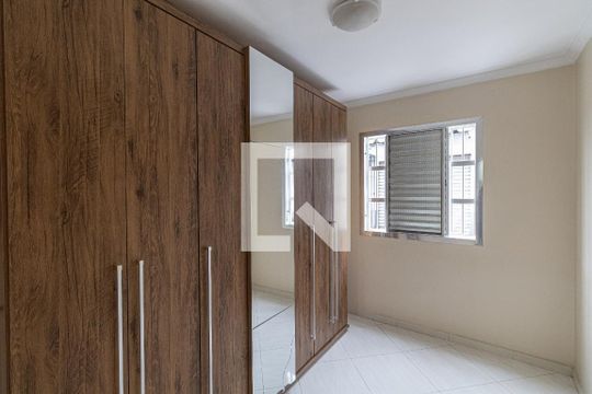 Quarto 2 de apartamento à venda com 2 quartos, 60m² em Conjunto Residencial José Bonifácio, São Paulo