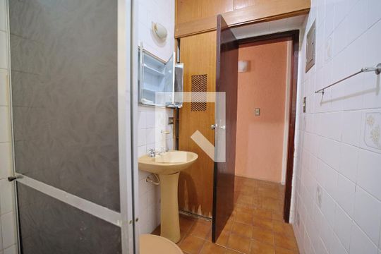 Banheiro de casa para alugar com 2 quartos, 131m² em Vila Matilde, São Paulo