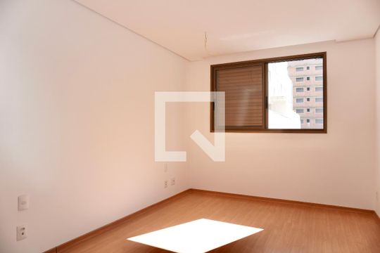 Suíte  de apartamento para alugar com 1 quarto, 90m² em Santa Efigênia, Belo Horizonte