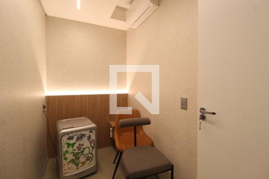 Quarto 1 de apartamento para alugar com 2 quartos, 63m² em Itaim Bibi, São Paulo