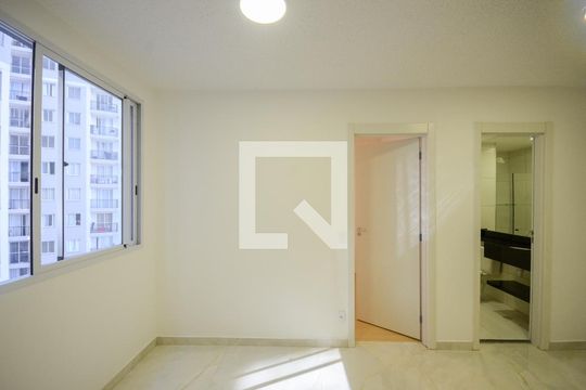 Sala de apartamento para alugar com 2 quartos, 38m² em Vila Pirituba, São Paulo
