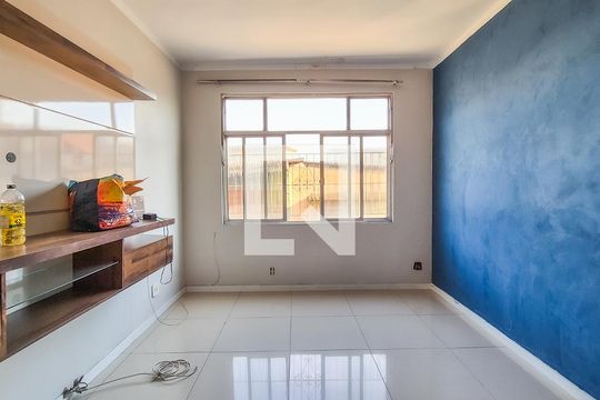 Sala de apartamento para alugar com 2 quartos, 60m² em Vila da Penha, Rio de Janeiro