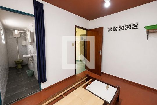 Quarto de casa à venda com 4 quartos, 87m² em Parque Sao Jose, São Paulo