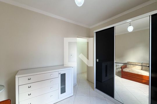 Quarto 1 de apartamento para alugar com 2 quartos, 81m² em Jardim Copacabana, São Bernardo do Campo