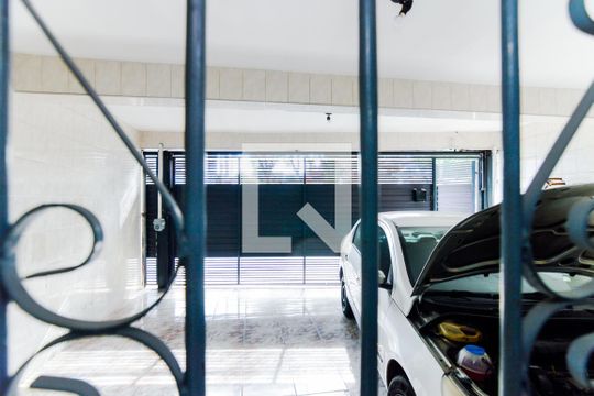 Vista da Sala de casa à venda com 3 quartos, 170m² em Jardim Cocaia, Guarulhos