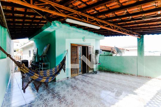 Varanda do Quarto 1 de casa à venda com 3 quartos, 170m² em Jardim Cocaia, Guarulhos
