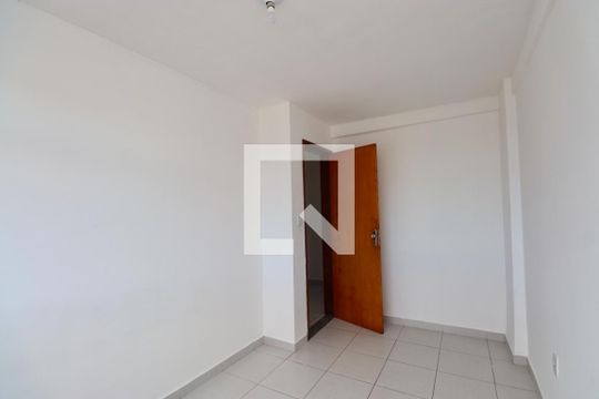 Quarto 1 de apartamento para alugar com 2 quartos, 40m² em Itapuã, Salvador