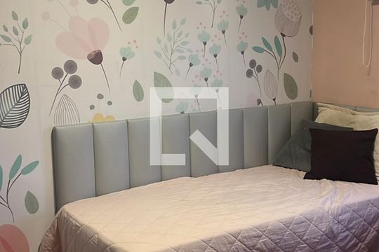 Quarto de apartamento para alugar com 2 quartos, 56m² em Jardim do Líbano, Barueri