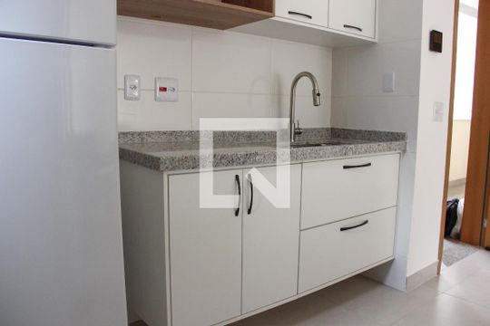 Apartamento para alugar com 2 quartos, 127m² em Portinho, Cabo Frio