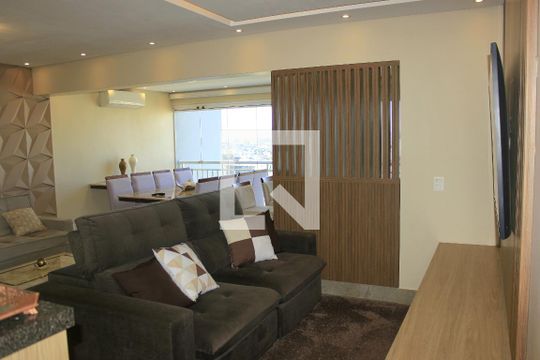 Sala de apartamento à venda com 2 quartos, 97m² em Jardim Santa Edwirges, Guarulhos