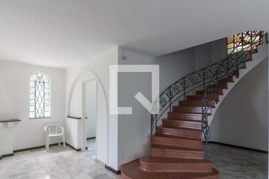 Sala de casa para alugar com 4 quartos, 472m² em Pacaembu, São Paulo