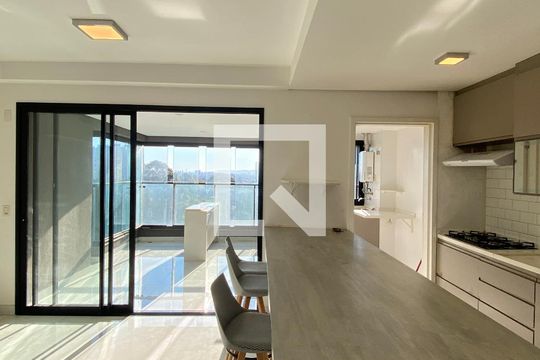 Sala/Cozinha de apartamento à venda com 3 quartos, 150m² em Vila Yara, Osasco