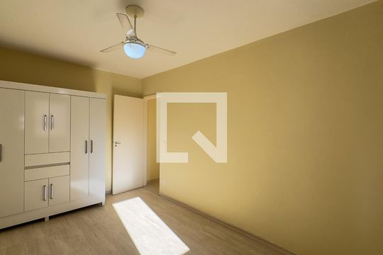 Quarto 1 de apartamento para alugar com 2 quartos, 66m² em Parque Jabaquara, São Paulo