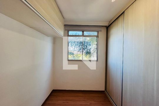 Apartamento para alugar com 2 quartos, 55m² em Cabral, Contagem