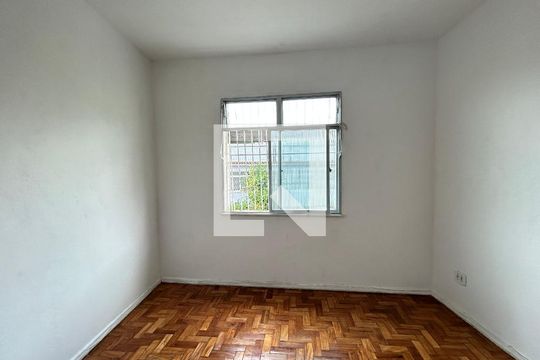 Sala de casa de condomínio para alugar com 1 quarto, 70m² em Tomás Coelho, Rio de Janeiro