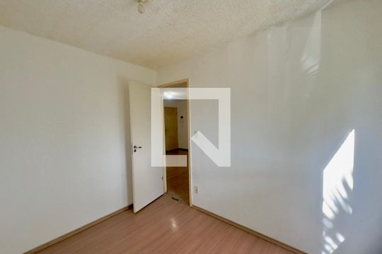 Quarto 1 de apartamento à venda com 2 quartos, 52m² em Vila Alzira, Guarulhos