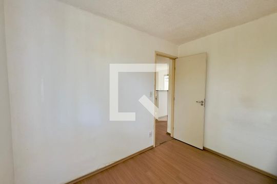 Quarto 2 de apartamento à venda com 2 quartos, 52m² em Vila Alzira, Guarulhos