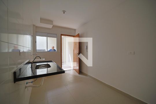 Sala/Cozinha e Área de Serviço de apartamento para alugar com 2 quartos, 39m² em Parque Boturussu, São Paulo