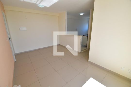 Sala de apartamento para alugar com 2 quartos, 72m² em Bonfim, Campinas