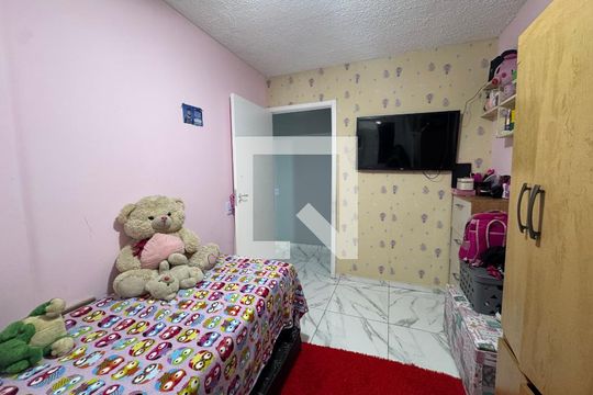 Quarto 2 de apartamento para alugar com 2 quartos, 41m² em Jardim Gilda Maria, São Paulo