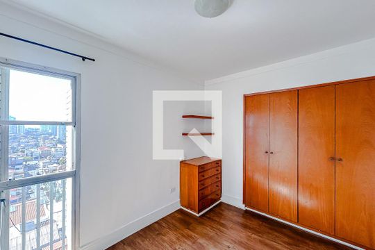 Quarto 2 de apartamento para alugar com 2 quartos, 74m² em Penha de França, São Paulo
