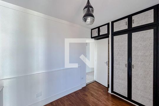 Quarto 1 de apartamento para alugar com 2 quartos, 74m² em Penha de França, São Paulo