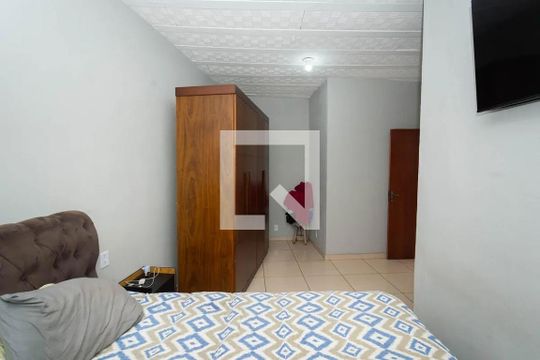 Quarto de casa para alugar com 2 quartos, 85m² em Solar do Barreiro, Belo Horizonte