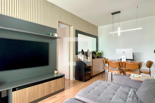 Sala de apartamento à venda com 1 quarto, 46m² em Pinheiros, São Paulo