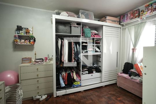 Quarto 2 de casa para alugar com 4 quartos, 205m² em Vila Guaraciaba, Santo André
