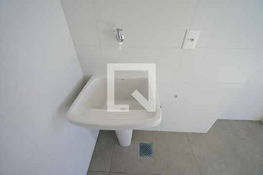 Apartamento para alugar com 3 quartos, 100m² em Setor Bueno, Goiânia