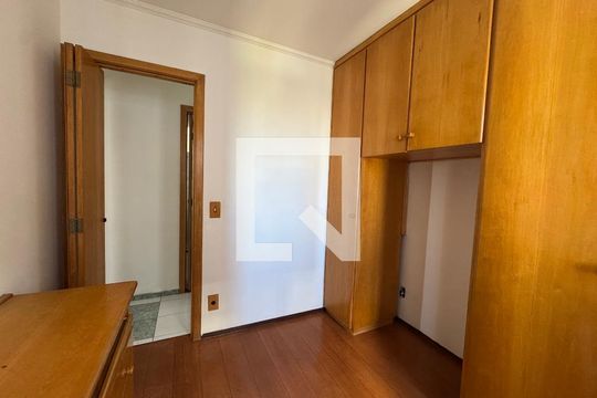Quarto 3 de apartamento para alugar com 3 quartos, 72m² em Continental, Osasco