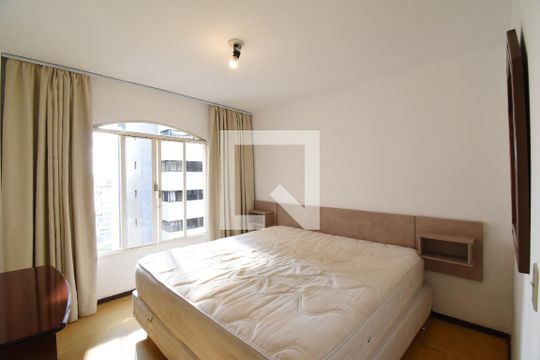 Quarto 1 de apartamento para alugar com 2 quartos, 96m² em Bigorrilho, Curitiba