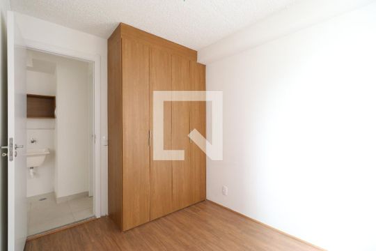 Quarto 1 de apartamento para alugar com 2 quartos, 34m² em Parque Industrial Tomas Edson, São Paulo