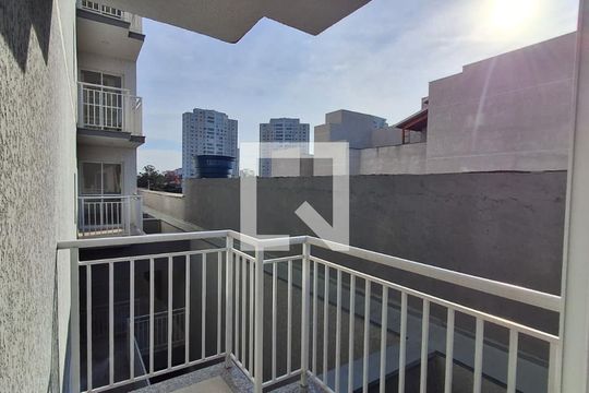 Sacada de apartamento à venda com 2 quartos, 48m² em Santa Maria, São Caetano do Sul