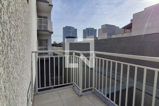 Sacada de apartamento à venda com 2 quartos, 48m² em Santa Maria, São Caetano do Sul