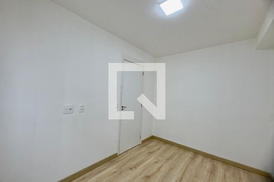 Quarto 1 de apartamento para alugar com 2 quartos, 38m² em Vila das Bandeiras, Guarulhos