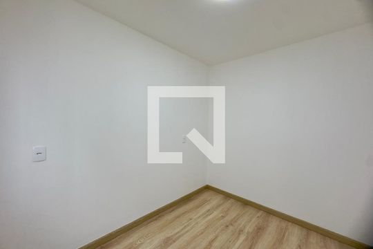 Quarto 2 de apartamento para alugar com 2 quartos, 38m² em Vila das Bandeiras, Guarulhos