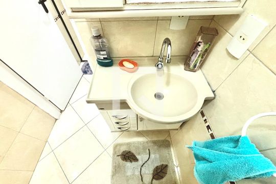 Banheiro 1 de casa para alugar com 3 quartos, 120m² em Jardim Lajeado, Ferraz de Vasconcelos
